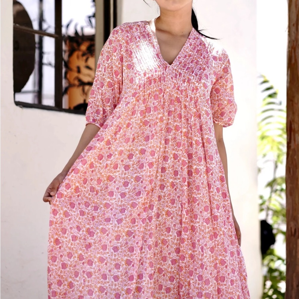 Pink Floral Maxi Dress with Pintuck V-Neck and Three-Quarter Sleeves - Picture 5 of 8